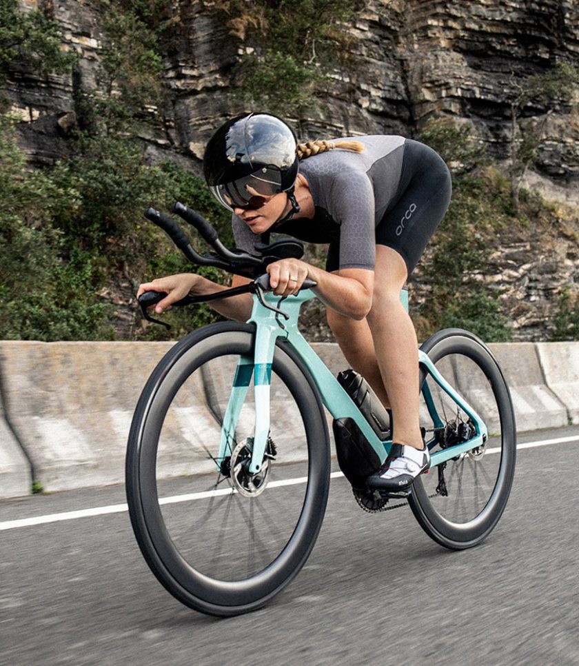 NR51TTCC_02_ORCA_TRITRAJE_APEX_DREAM_KONA_MUJER