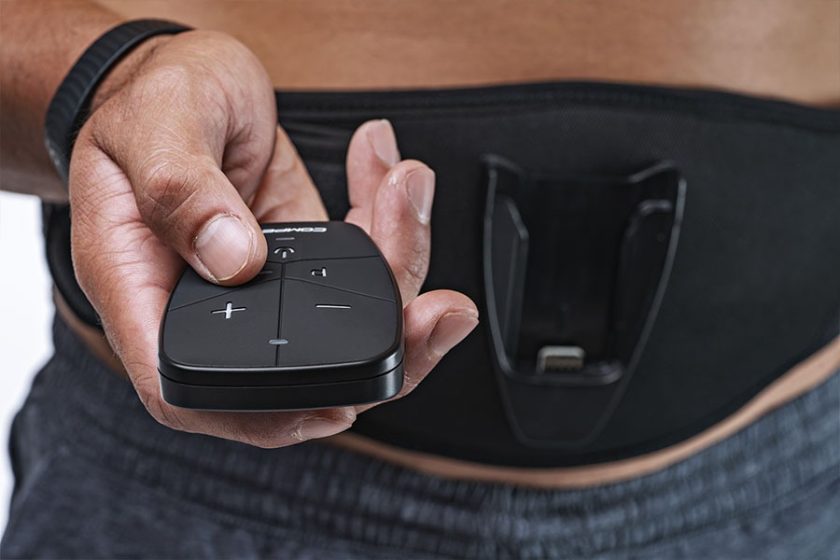 compex-belt-corebelt-1-woman-zoom-freedom-movement-900×600