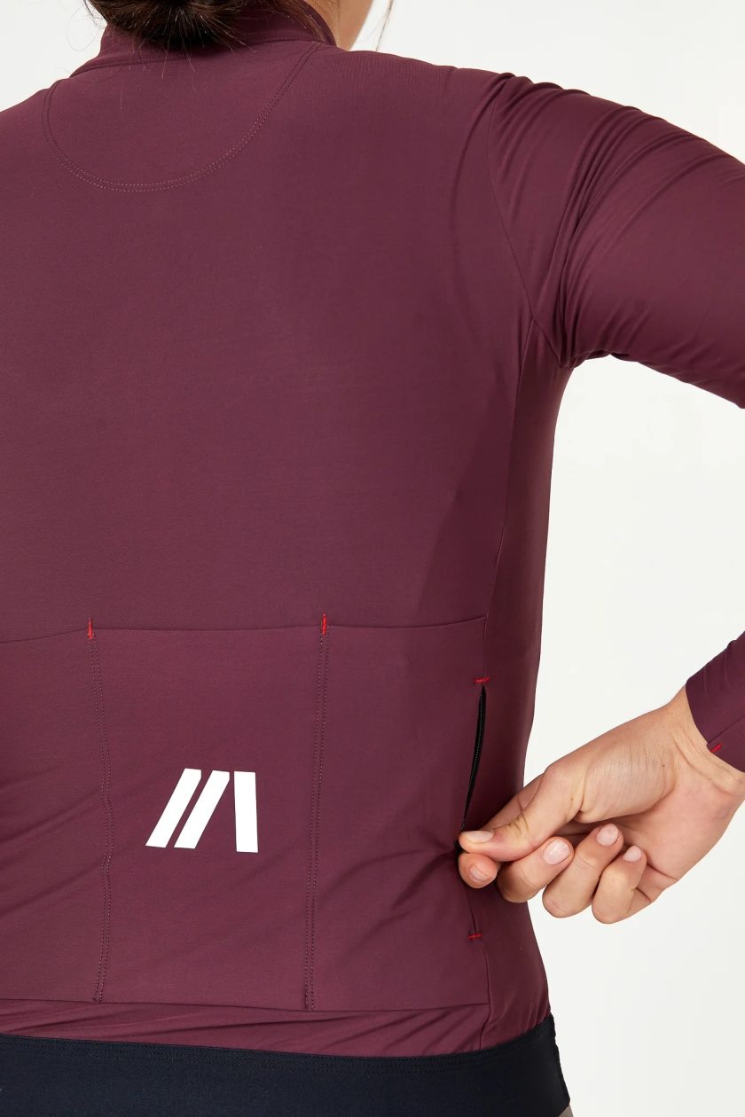 2024_LHPP_TWENTY_ONE_MaillotRed_W_04_7954226c-c142-4c9d-8e3b-f9a42791b4a1